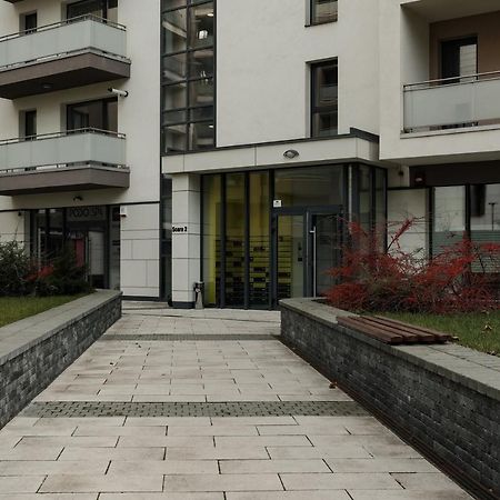 Nest Inn Stiletto Apartment Клуж-Напока Екстериор снимка