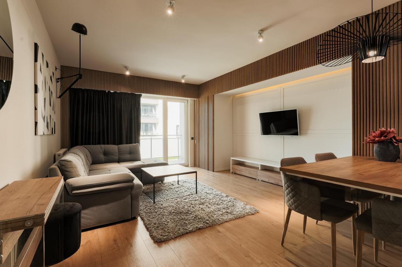 Nest Inn Stiletto Apartment Клуж-Напока Екстериор снимка