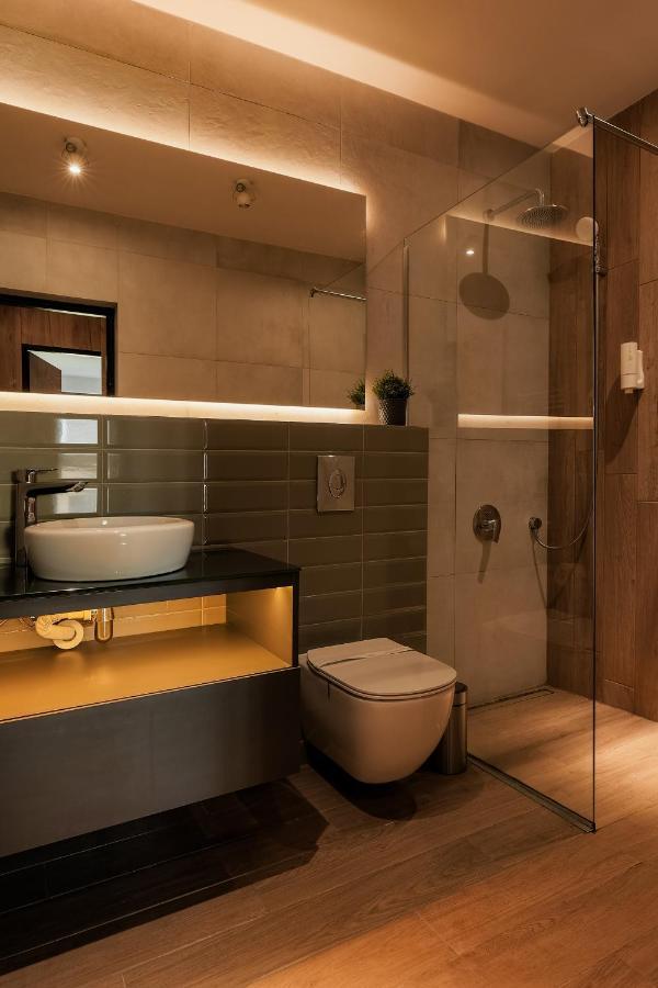Nest Inn Stiletto Apartment Клуж-Напока Екстериор снимка