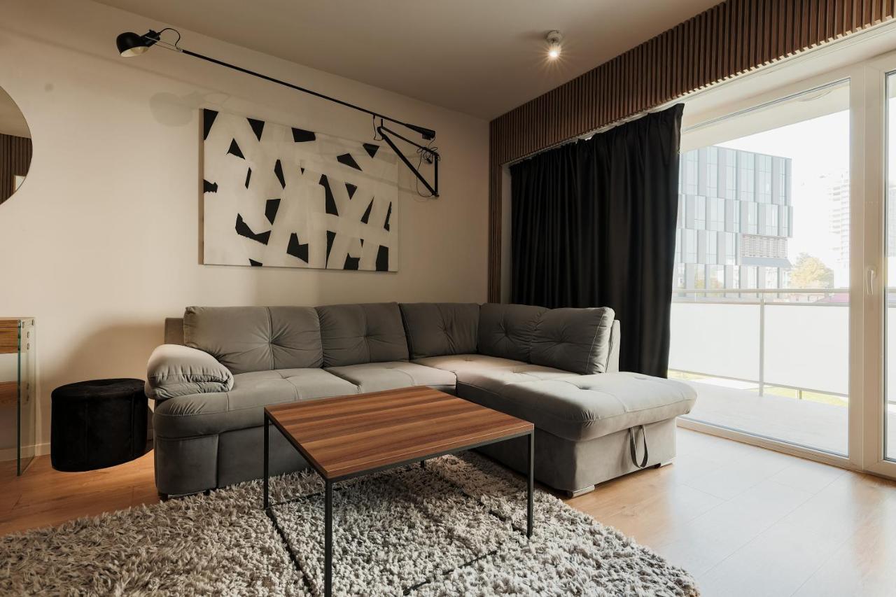 Nest Inn Stiletto Apartment Клуж-Напока Екстериор снимка